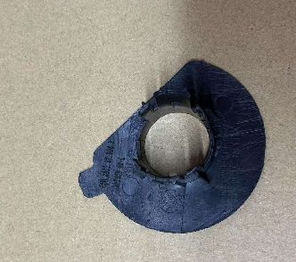 ขายึดเซ็นเซอร์จอดรถกันชนหน้า Tesla Model S 2015-2021